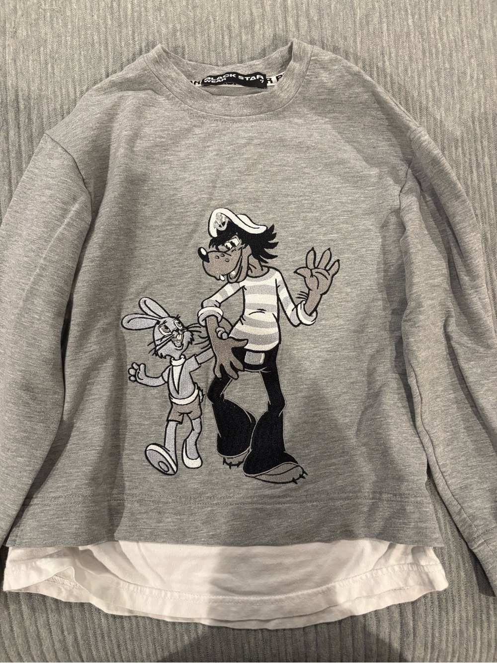 Black Star Wear Sweatshirt